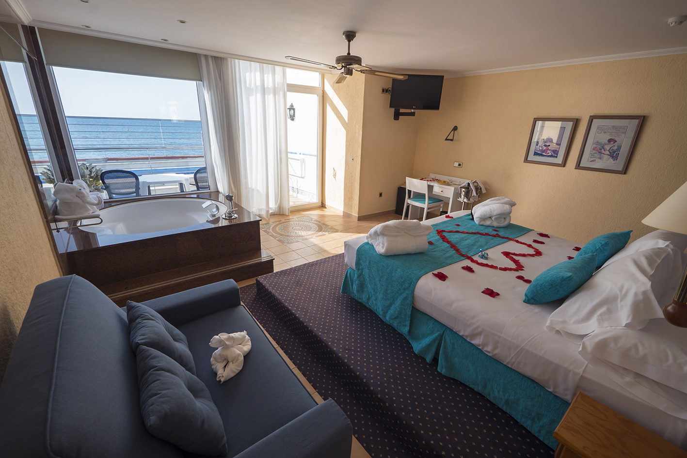 825_alta_playasol Suite Junior.jpg